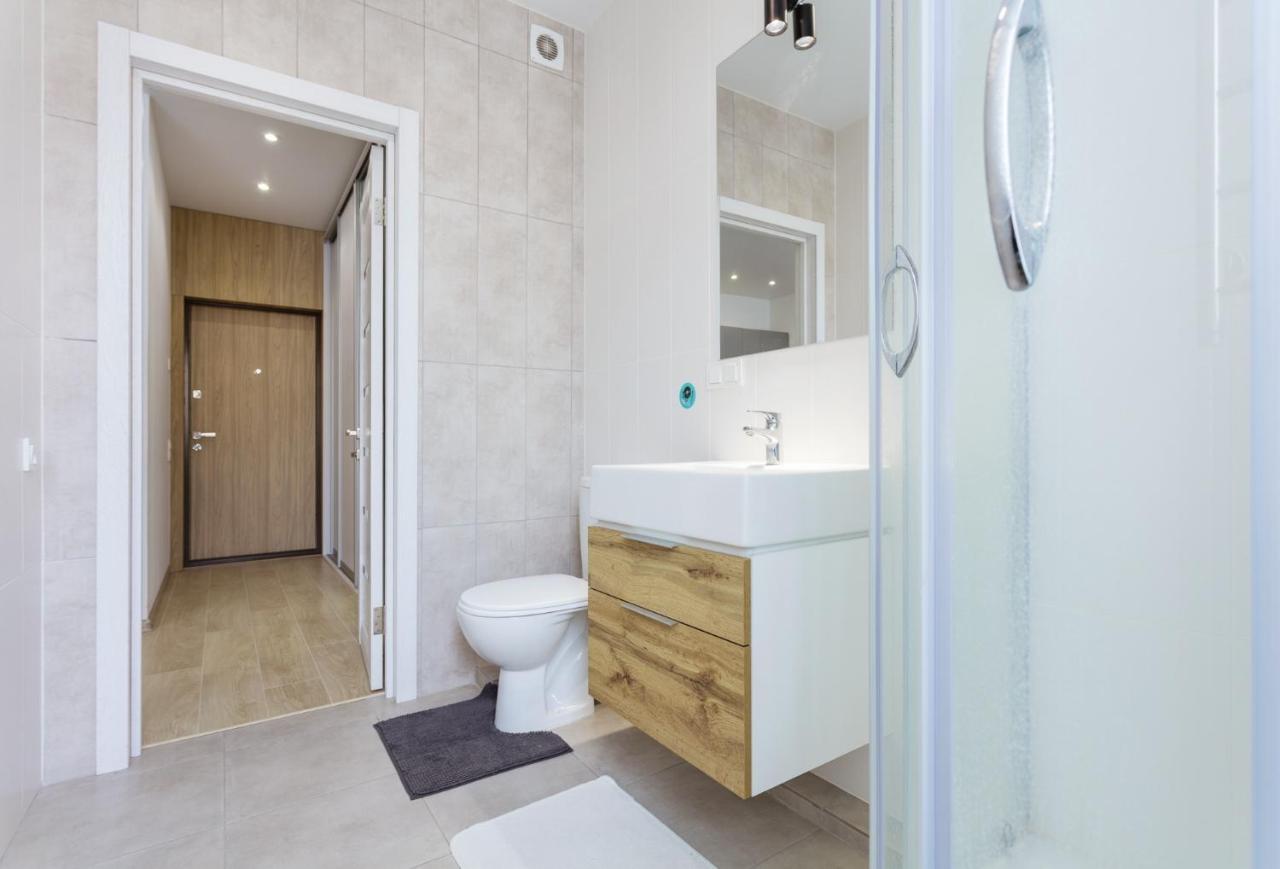 Nyvky Like Home - Studio - Apt 21 Kiev Exterior foto